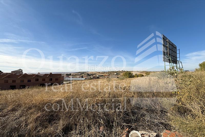 Foto b2f149e1-b66a-4e56-855b-684e5b5fd4c6. Terreny residencial a Tórtola de Henares