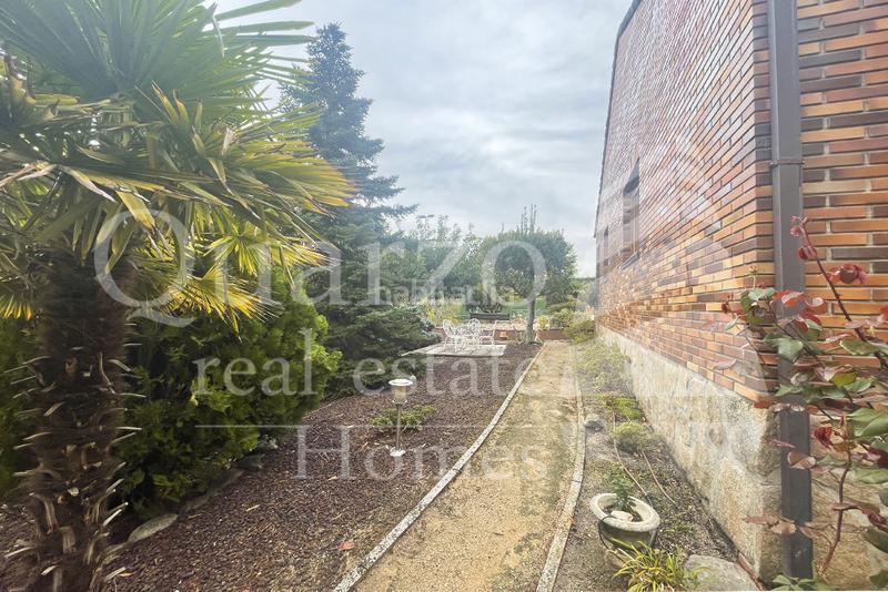 Foto 39821fda-cfb0-46d6-b138-144b46be483d. House with parking pool in Parque Boadilla Boadilla del Monte