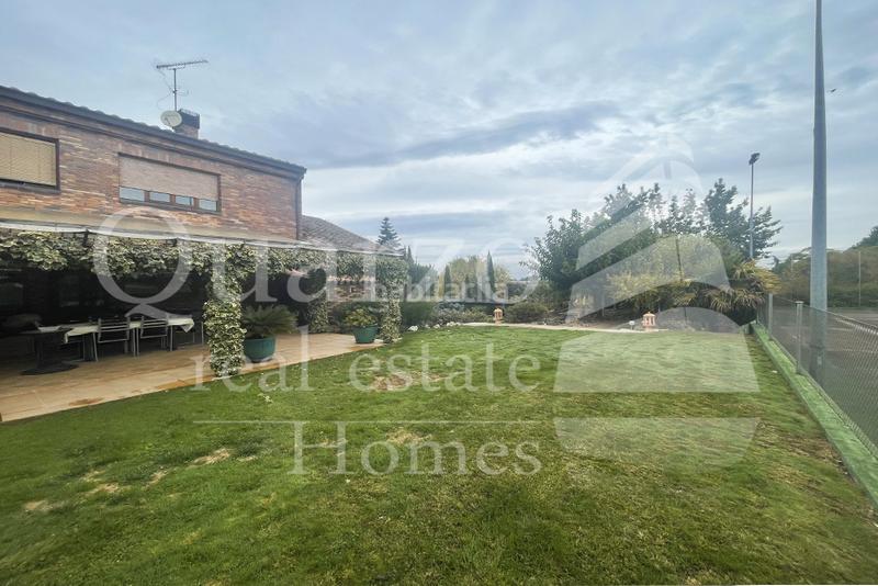 Foto 43692de1-6f20-4dac-b45f-0257571b530f. House with parking pool in Parque Boadilla Boadilla del Monte