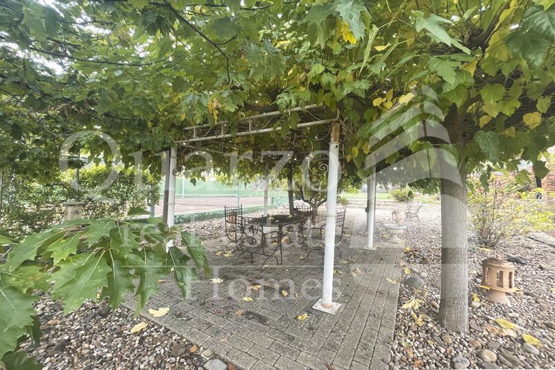 Foto af38c966-45c3-419f-ac89-e6ead73109bb. House with parking pool in Parque Boadilla Boadilla del Monte