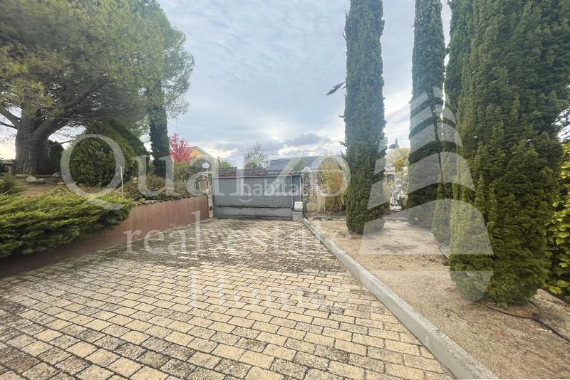 Foto f5135771-c9a7-4f8d-ae6b-2330a817d92c. House with parking pool in Parque Boadilla Boadilla del Monte