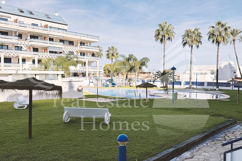 Foto d7bca010-be31-4542-bf2b-74a55378ae89. Apartment with heating pool in El Puerto Dénia