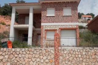 Maison à Fuentenovilla. Se vende casa independiente en fuentenovilla