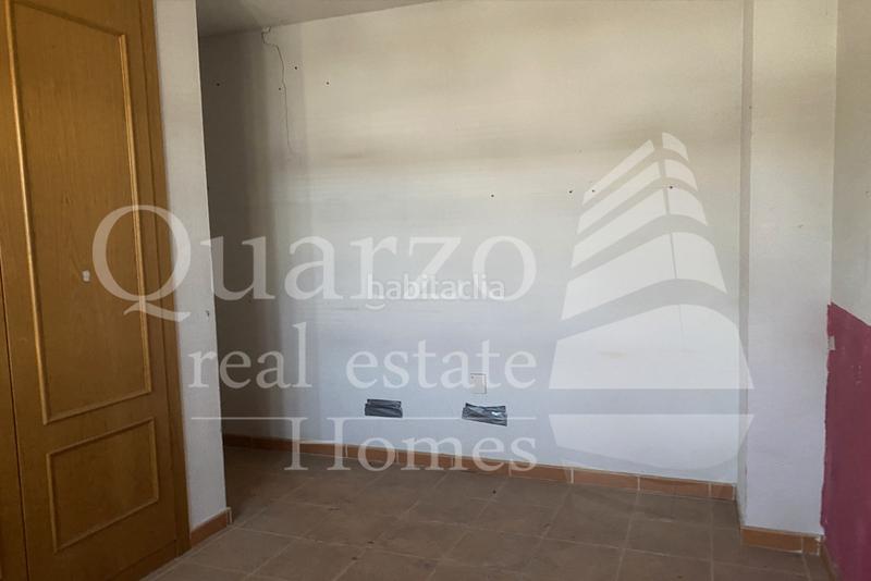 Foto d5688db0-be48-48f7-89f0-005495de49eb. Reihenhaus in Yuncos