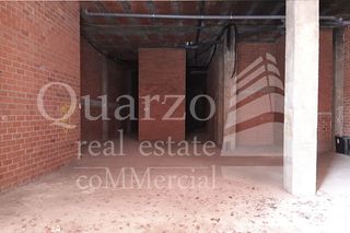 Local Comercial en Calle León Leal