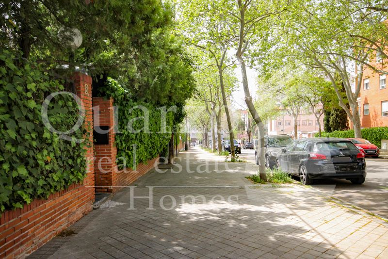 Foto 2a74c0ba-54d7-49cb-a884-caec8d758a18. Pis amb calefacció piscina a San Pascual Madrid