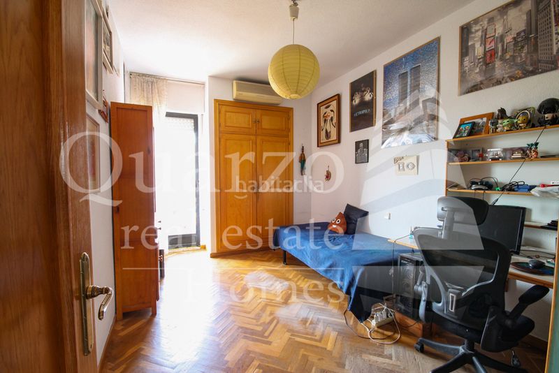 Foto 95bd4ba2-7477-4fcd-a91b-2a2acb7fe171. Pis amb calefacció piscina a San Pascual Madrid