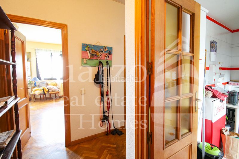 Foto a18280c5-b6e7-45e1-826a-415e8ea75196. Pis amb calefacció piscina a San Pascual Madrid