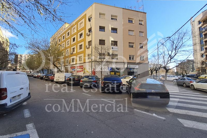 Foto e72a4240-52b6-433b-b662-9e196406fbd2. Alquiler local comercial se alquila local comercial , () en Cáceres