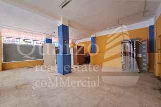 Lloguer Local Comercial  Avenida de portugal. Se alquila local comercial en cáceres, (cáceres)