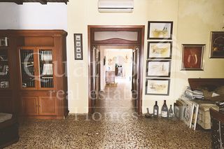 Etagenwohnung  Carrer dénia. Se vende increíble casa adosada en els poblets