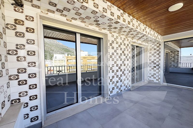 Foto 4b6b08a5-c0aa-40a2-bef5-02666fe7133b. Pis amb xemeneia calefacció aparcament a Tavernes de la Valldigna