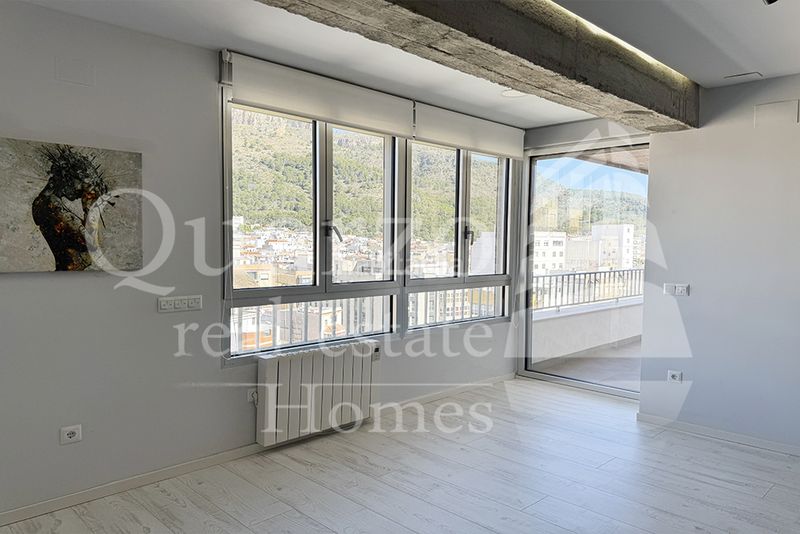 Foto ce592935-f9a0-4065-b1d5-e6be07c35d9c. Pis amb xemeneia calefacció aparcament a Tavernes de la Valldigna