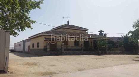 Foto c5dd08ce-a522-4a95-a55f-fa103014b089. Casa a Orgaz