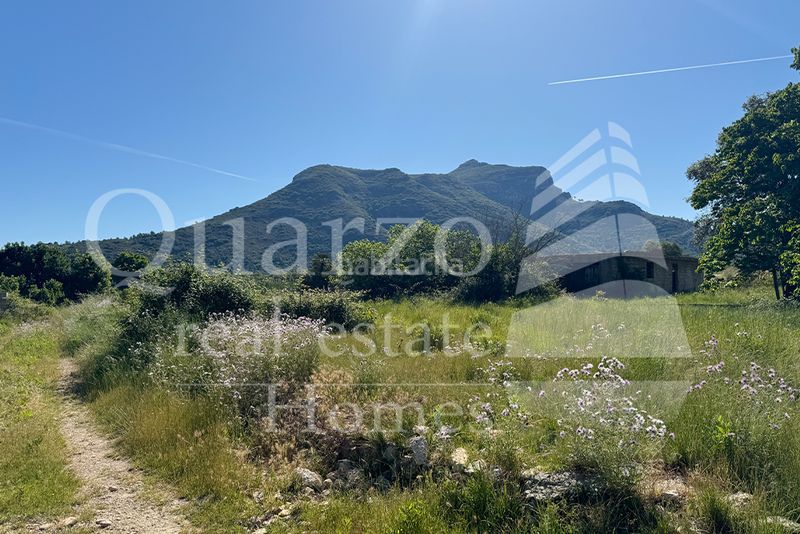 Foto 7418a996-09ba-47d0-b358-c1ba06ee8ff0. Casa amb aparcament a Barx