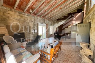 Casa  Partida marjaleta. Se vende increíble casa independiente en barx