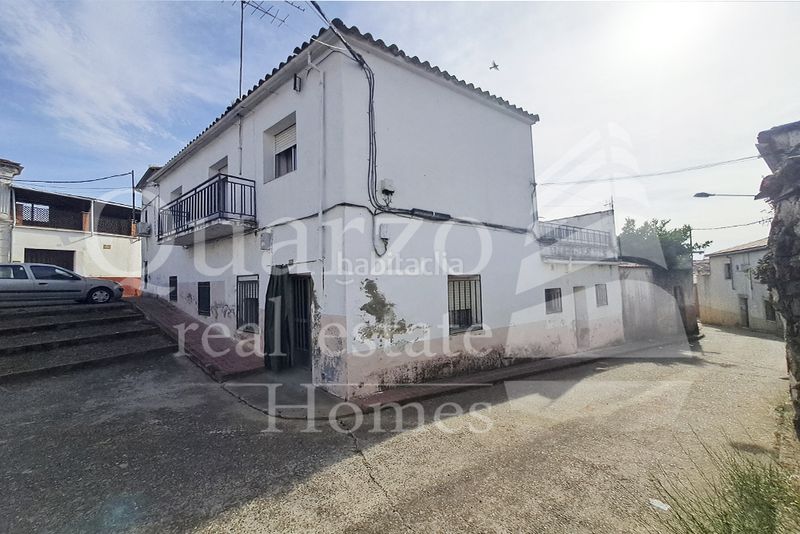 Foto 2d1f0326-2436-448a-a5e6-8112a02aa082. Casa a Madroñera
