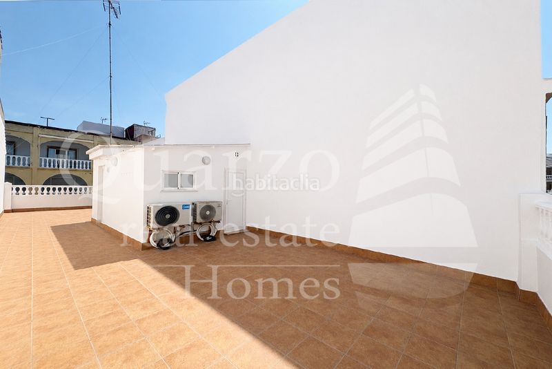 Foto 47ae2a7c-3a7e-42eb-8dd6-113f8efe541c. Casa adossada amb calefacció a El Perelló Sueca