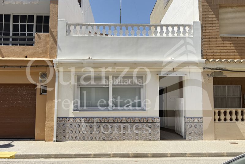 Foto a7c313b2-e5cd-4545-9d92-957af80170c3. Casa adossada amb calefacció a El Perelló Sueca