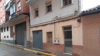 Casa  Calle albahaca. Se vende casa independiente en talavera de la reina, (toledo)