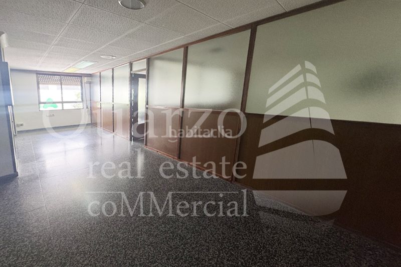 Foto 04994bf5-118d-4483-843a-37d6b3ecb266. Local comercial se vende local comercial , (alicante) en Villena