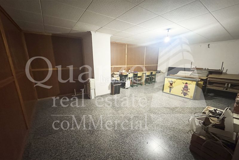 Foto 098494f8-6109-4ad4-88f1-83bc8bbe6b6c. Local comercial se vende local comercial , (alicante) en Villena