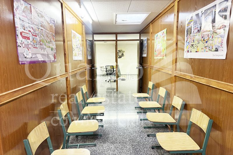 Foto 12e70a06-0c6d-46c4-b9c9-9b566d8e4e2c. Local comercial se vende local comercial , (alicante) en Villena