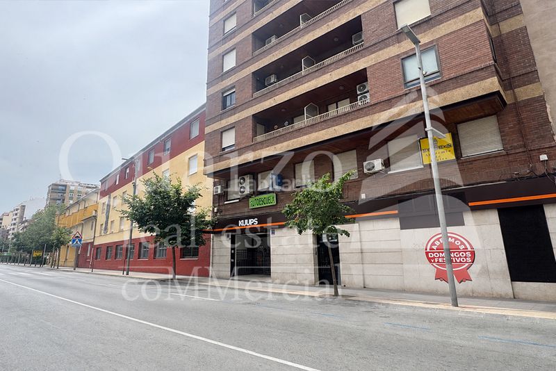 Foto 4071eaac-1794-454d-a249-206dee0c2e55. Local comercial se vende local comercial , (alicante) en Villena