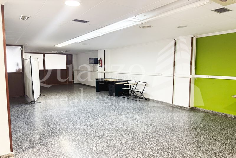 Foto 52ccfe97-4bf9-43b6-9bb6-4307d09cfedd. Local comercial se vende local comercial , (alicante) en Villena