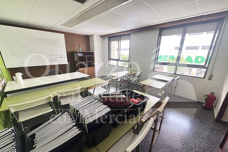 Foto 724bddaf-320f-4a70-a624-52680a79e313. Local comercial se vende local comercial , (alicante) en Villena