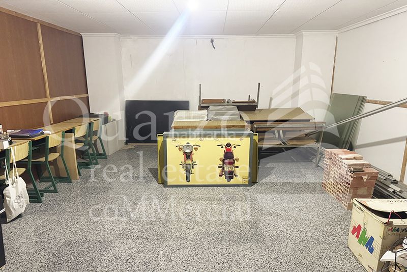 Foto a0f8136b-77b6-4d61-a4f0-ccb7c4016465. Local comercial se vende local comercial , (alicante) en Villena