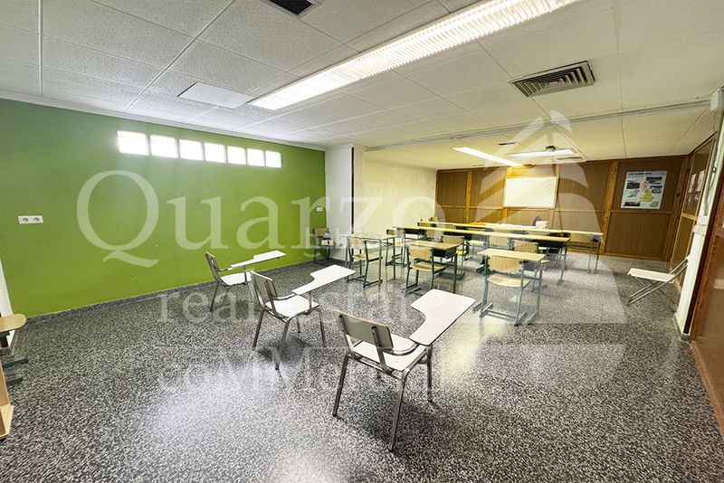Foto c1fa9c04-4ac5-46af-89a8-9722fa1da01d. Local comercial se vende local comercial , (alicante) en Villena