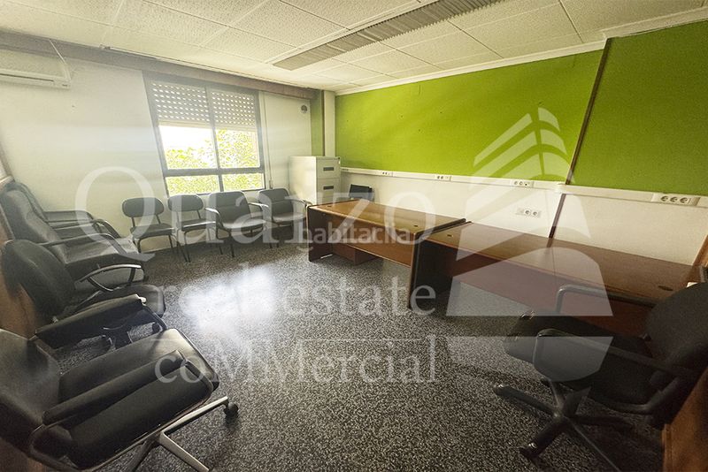 Foto de62c4c5-4ab1-4a93-a8d4-d103948eeedf. Local comercial se vende local comercial , (alicante) en Villena