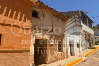 Towny house in Tobarra. Se vende casa pareada en tobarra - albacete