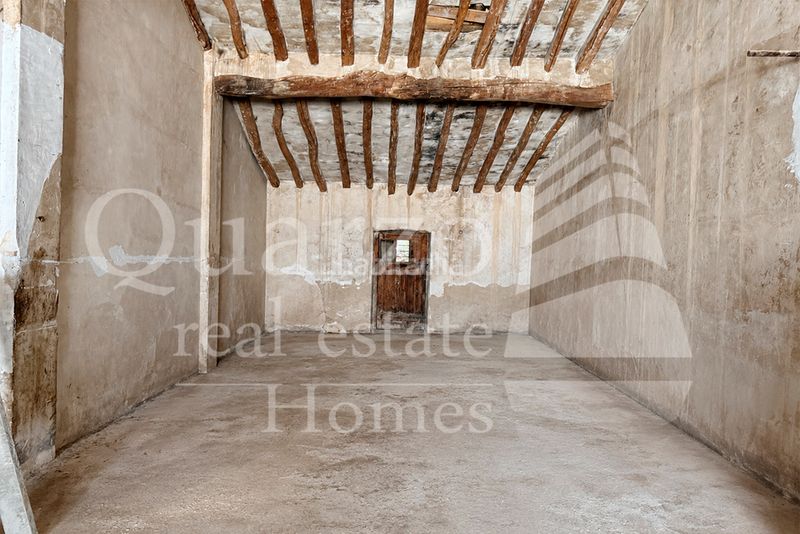 Foto ec0b4a5c-dfbf-4915-9557-76dabca4aaa3. Casa adosada en venta singular bodega/almacén urbano con gran potencial , alicante. en Beneixama