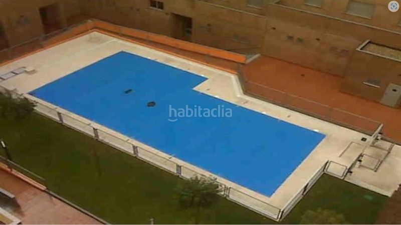 Foto 5264274d-ae66-4091-af09-c9fe71c7b7e9. Aparcament de moto a El Bercial Getafe