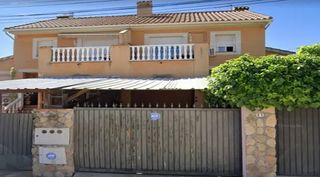 Doppelhaus in Chapinería. En venta espléndido chalet pareado en chapinería, madrid.