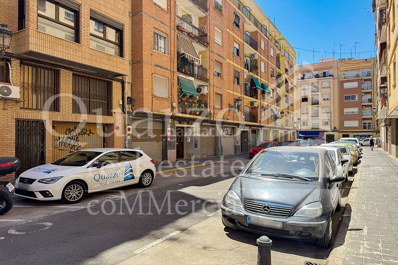 Foto 540dedad-006a-4f05-a661-f550a8258e9f. Local comercial a La Raïosa Valencia