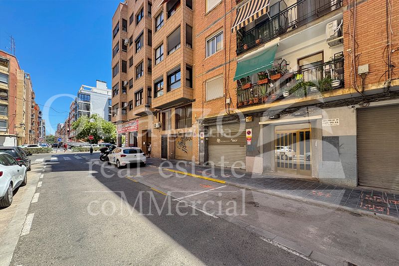 Foto 67a1ed02-2c8c-4acb-99c7-a5319ad6a4bf. Local comercial a La Raïosa Valencia