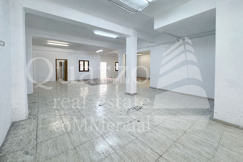 Foto bc5f92f1-ae71-4633-bb01-aff5cf99434a. Local comercial a La Raïosa Valencia