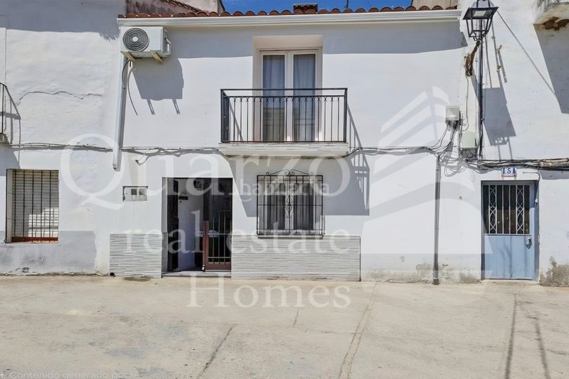 Foto fa890e8a-30ab-469e-be9b-a9fbde661ee6. Casa adossada amb calefacció a Ceclavín