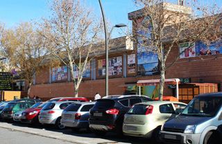 Aparcament cotxe a Perales del Río