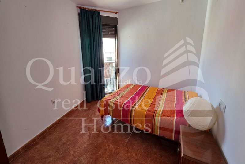 Foto a802030a-4cc6-4bc9-a7c2-87cf15454b81. Casa adossada amb xemeneia calefacció a Madrigalejo