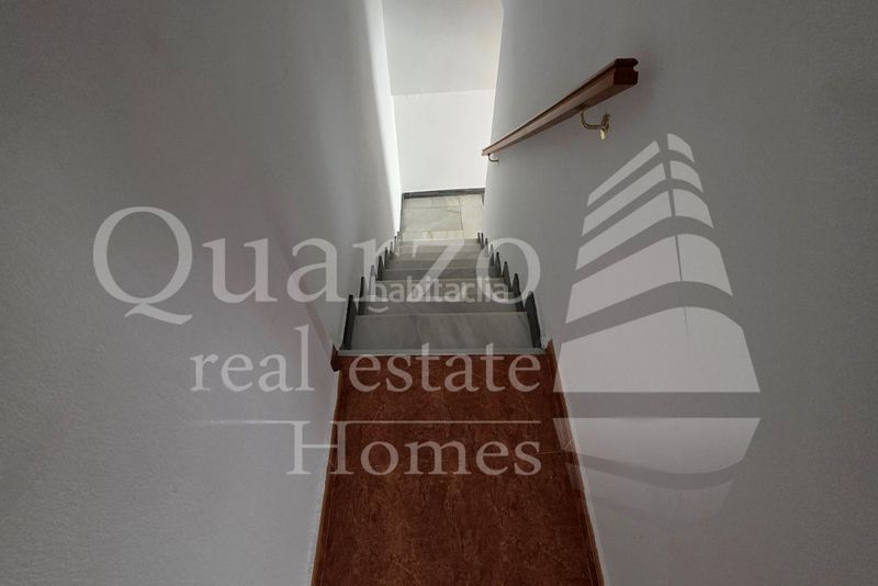 Foto f6cc9734-a44f-4ff5-9b9e-ddebc743d96c. Casa adossada amb xemeneia calefacció a Madrigalejo