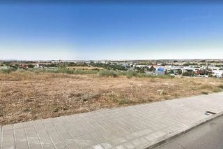 Wohngrundstück  Polígono sppp 12. Se vende terreno urbano en guadalajara