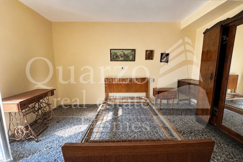 Foto 141583a6-d7e6-46e7-bc73-be6029e2ff26. Casa amb calefacció a Millares