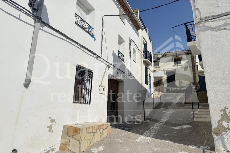 Foto 46e33218-7cce-478c-bb4c-4ef74af55516. Casa amb calefacció a Millares