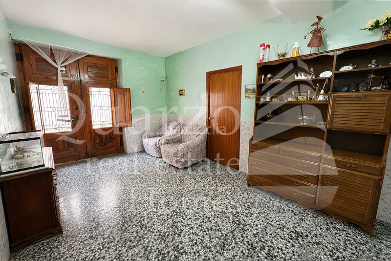 Foto bbbd4ef7-b6e1-4f8a-9854-c9eb1434394f. Casa amb calefacció a Millares