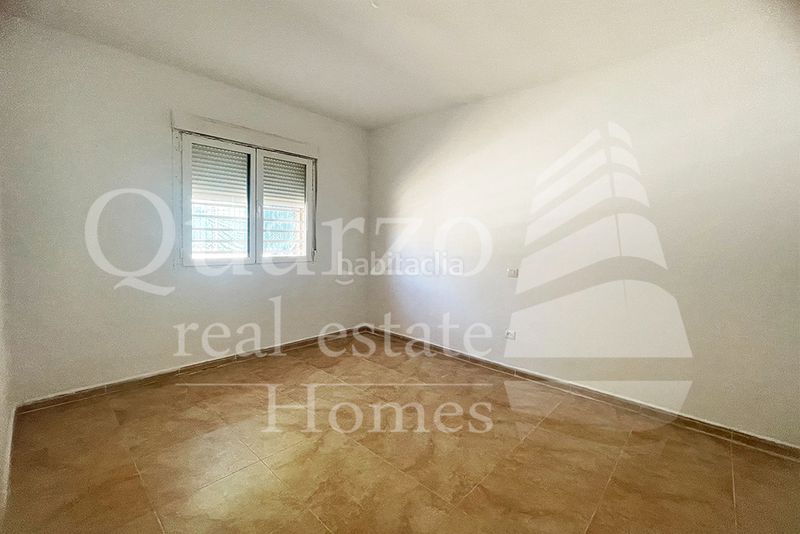 Foto 209f5f11-46c0-4b2b-ae4c-58851235706f. Casa aparellada amb aparcament a Mata (La)