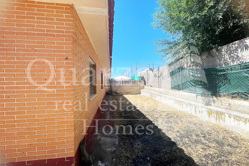 Foto 88aed72e-0c64-4496-843c-8135126e503e. Casa aparellada amb aparcament a Mata (La)